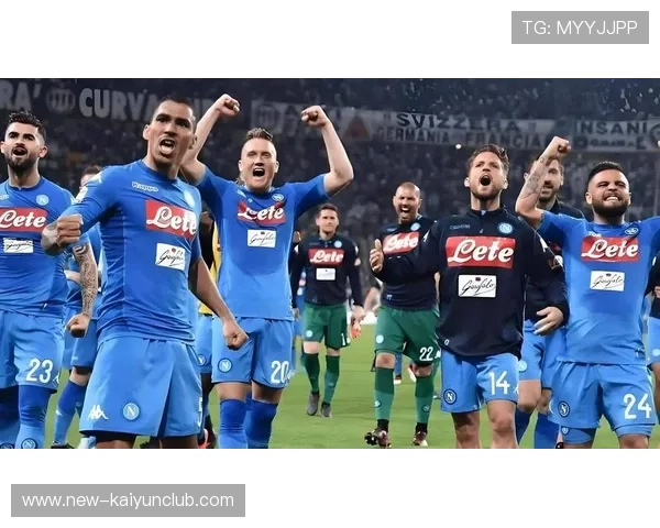 那不勒斯锋线在比赛中继续大放异彩